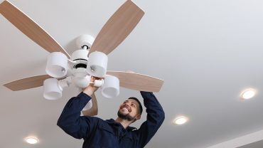 Adjust the Balance of a Ceiling Fan