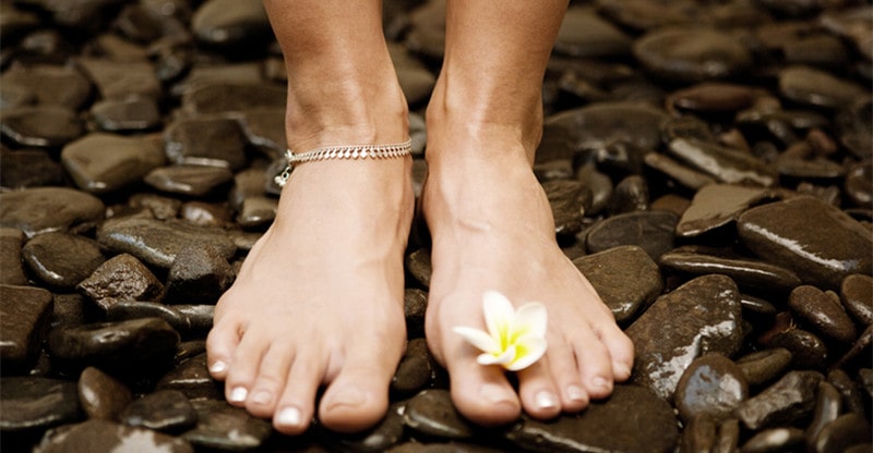 What Does It Mean To Wear An Anklet On Your Ankle  Broadcasterghcom