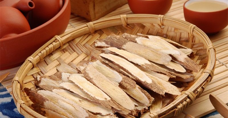 astragalus roots