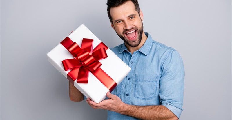 choosing fun gift for men