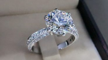 find the right engagement ring
