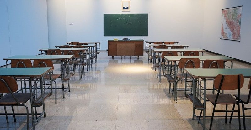 Finding Good And Durable School Furniture