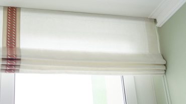 installing roman blinds