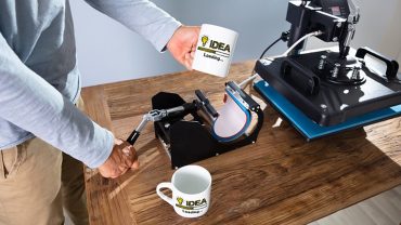 promoting business with custom coffee mugs