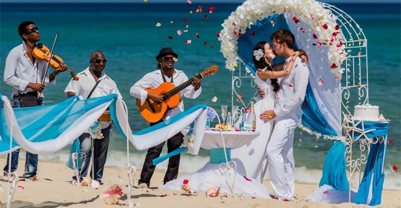 what makes live wedding music good